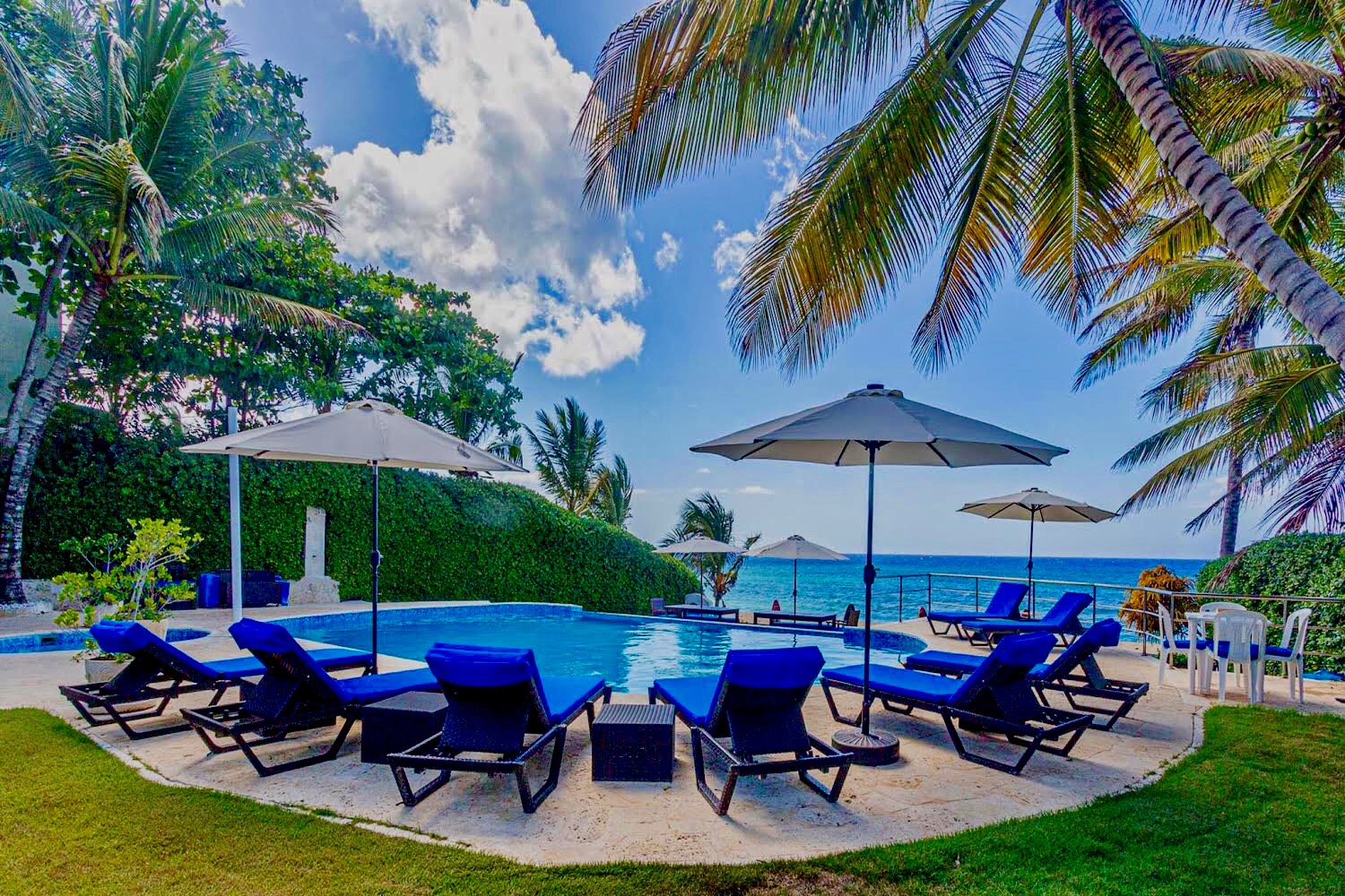 Luxury Beach Villa Resorts DR